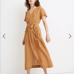 Madewell Linen-Blend Dolman-Sleeve Tie-Waist Midi Dress
